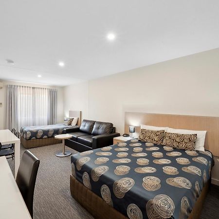 Sherbourne Terrace Hotel Shepparton Bagian luar foto